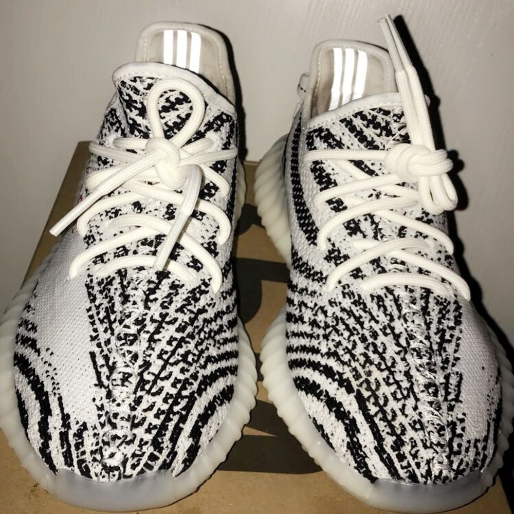 Adidas Yeezy 350v2 zebra - Picture 2 of 3